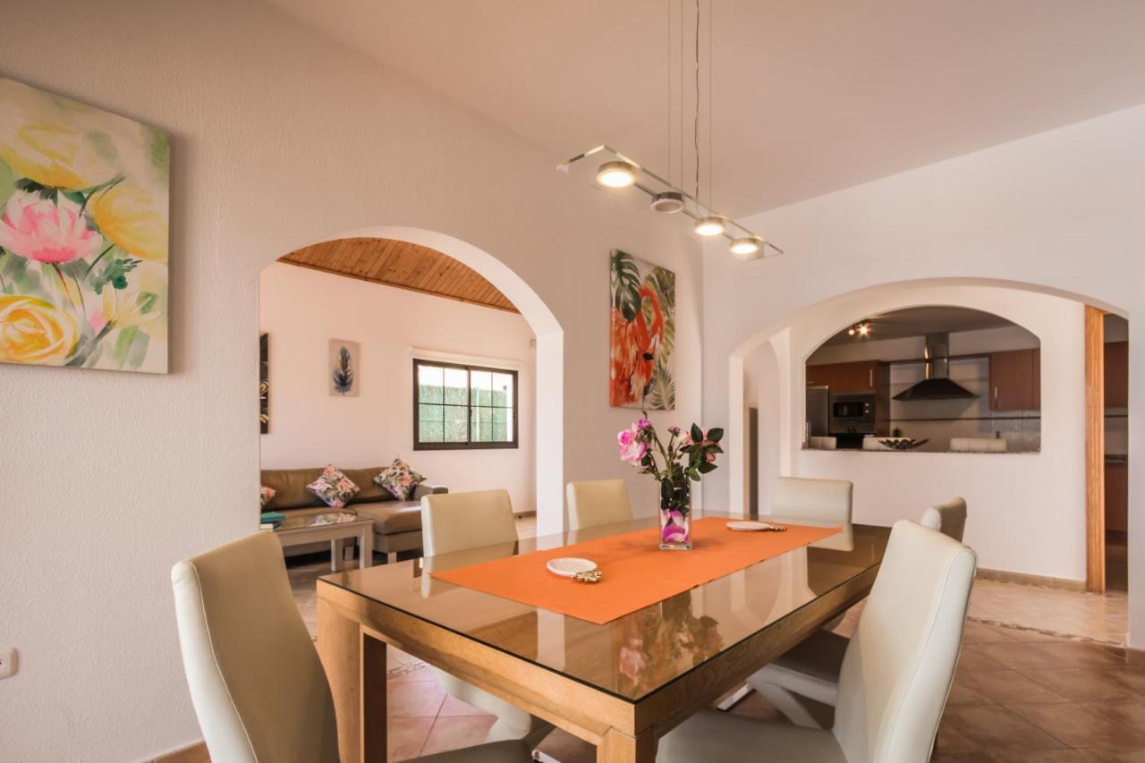 Villa With Private Pool, Near Beach And Golf Caleta De Fuste- Villa Charlotte Costa De Antigua Εξωτερικό φωτογραφία