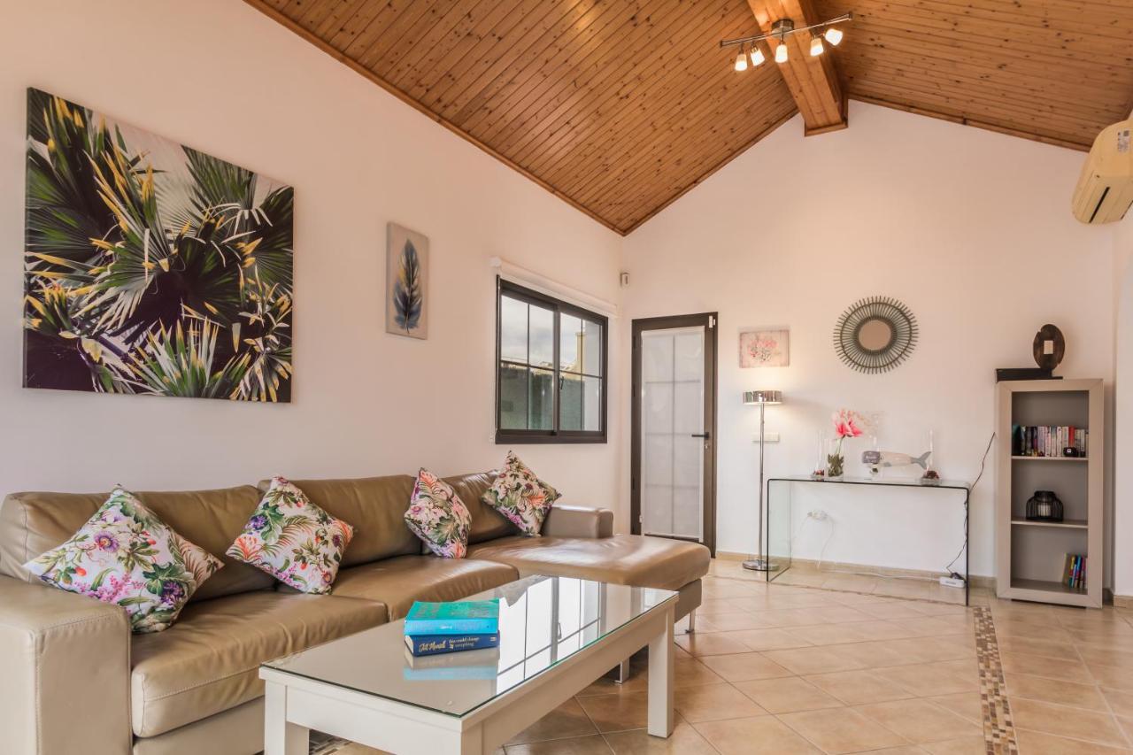 Villa With Private Pool, Near Beach And Golf Caleta De Fuste- Villa Charlotte Costa De Antigua Εξωτερικό φωτογραφία