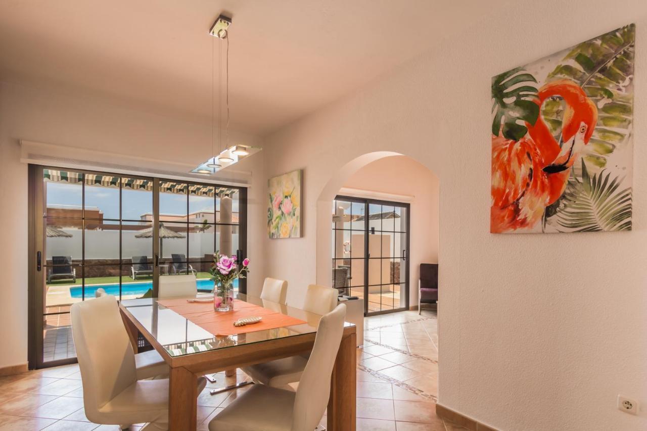 Villa With Private Pool, Near Beach And Golf Caleta De Fuste- Villa Charlotte Costa De Antigua Εξωτερικό φωτογραφία